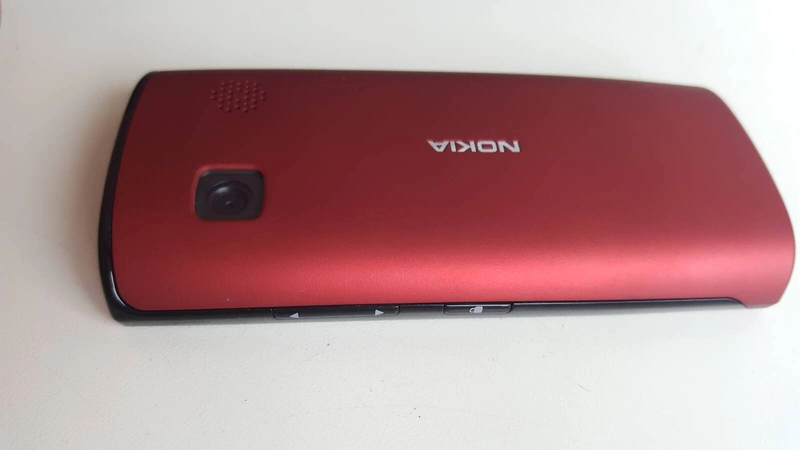 Телефон Nokia 500 смартфон — фото 9