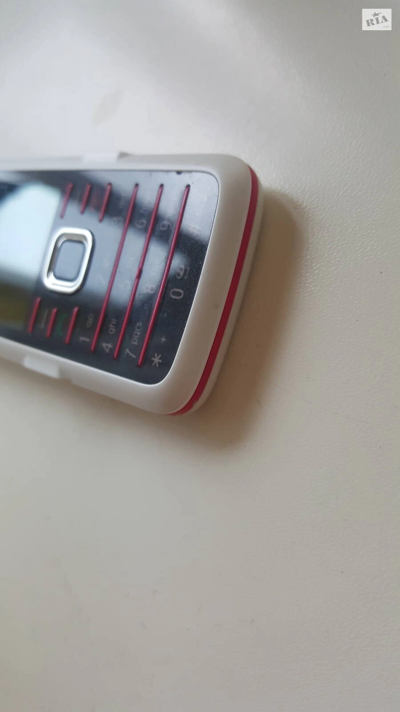 Телефон Nokia 7210 — фото 10