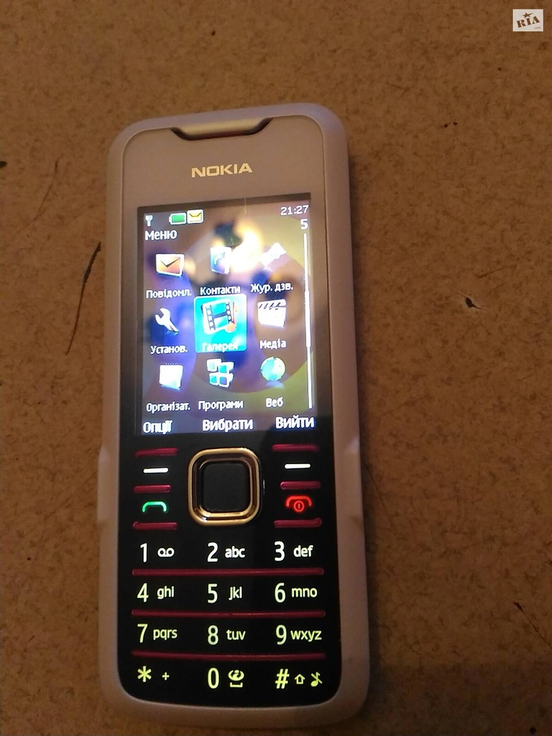 Телефон Nokia 7210 — фото 8