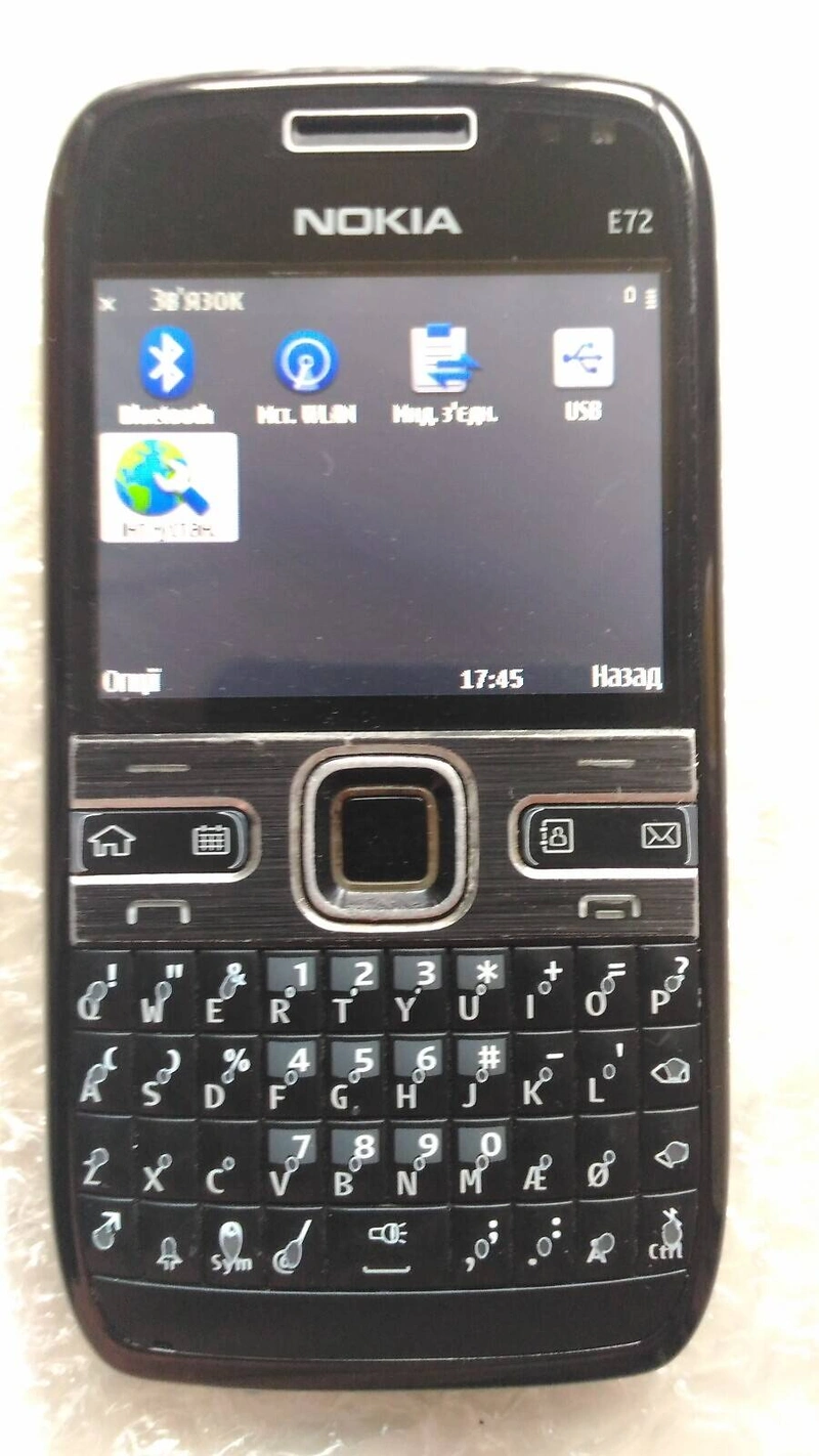 Телефон Nokia E72 — фото 10