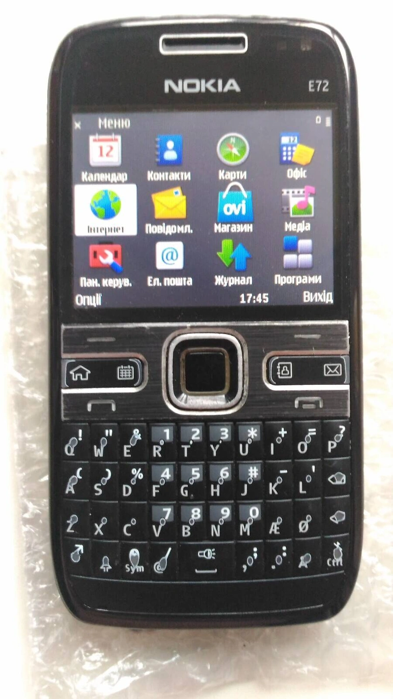 Телефон Nokia E72 — фото 8