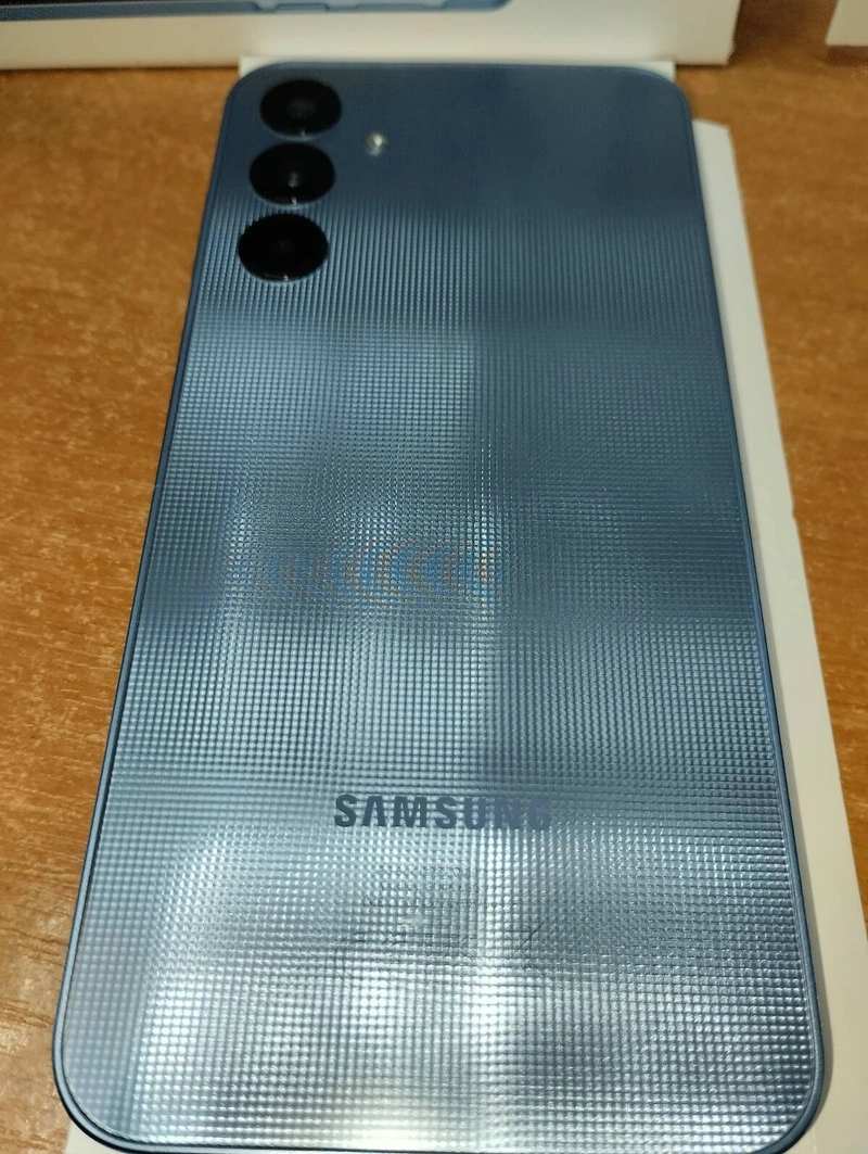 Телефон Samsung Galaxy A25 5g — фото 3