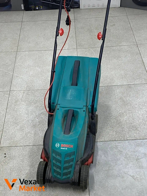 Газонокосарка Bosch Rotak 32