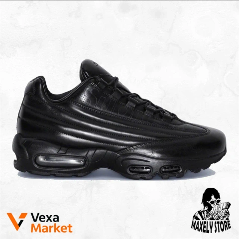 Nike Air Max 95 x Supreme All Black
