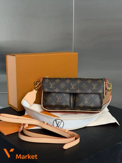 Louis Vuitton Handbag шкіра та канва