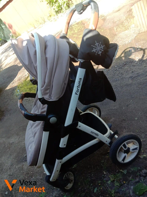 Коляска дитяча Carrello Fortuna