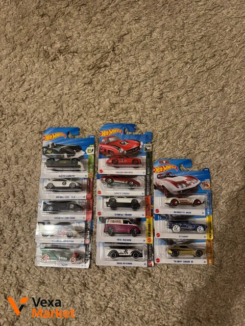 Коллекционные машинки Hot Wheels