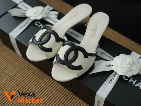 Chanel Mules жіночі шкіряні літо 2026