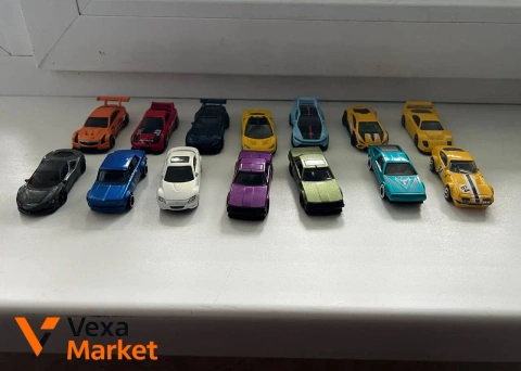 Колекційні моделі машинок Hot Wheels / Matchbox
