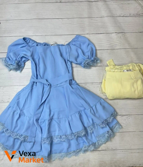 Сукня блакитна з мереживом 2645