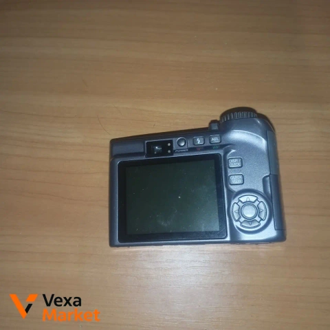 Цифровой фотоаппарат Olympus SP-320