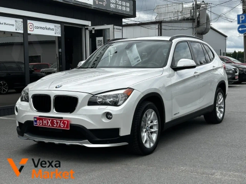 BMW X1 2014 Бензин 2.0л Автомат Полный привод Белый