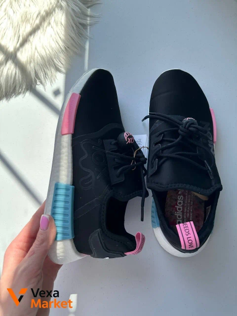 Кросівки Adidas NMD R1 текстильні, м'яка підошва, розмір 43.5