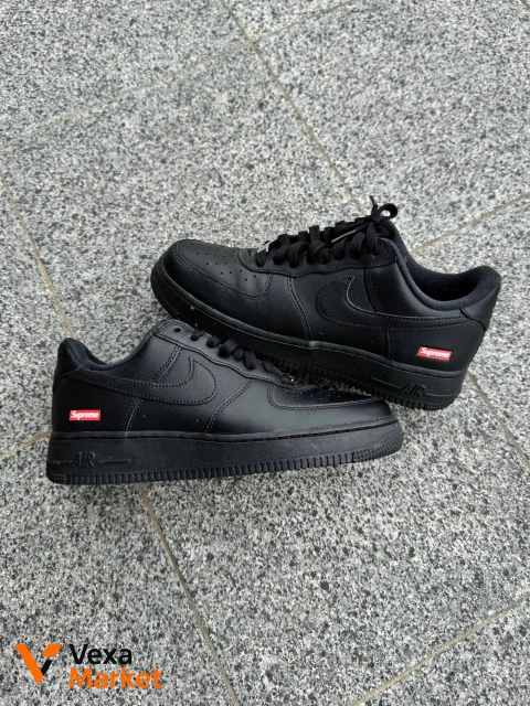 Nike Air Force 1 Low x Supreme Black
