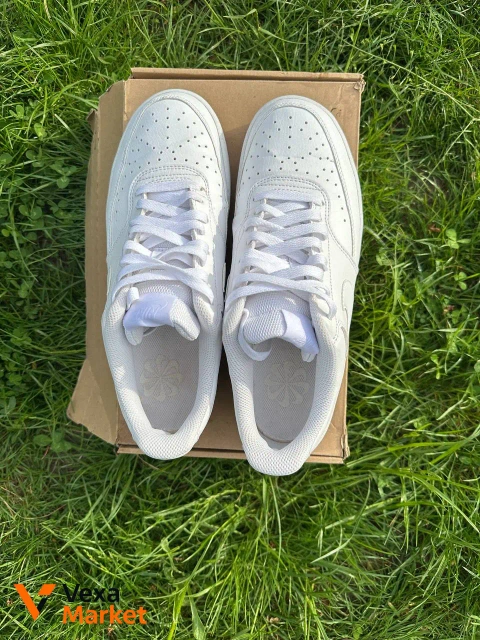 Кросівки Nike Air Force 1 білі 42.5 розмір