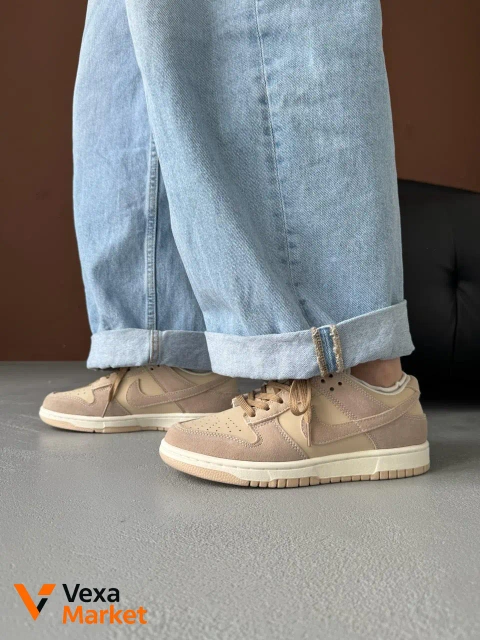 Nike SB Dunk Low Light Brown Suede
