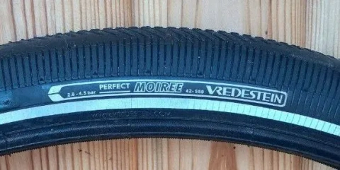 Резина Vredestein Perfect Moiree 1.65x26 (42мм) антипрокольная