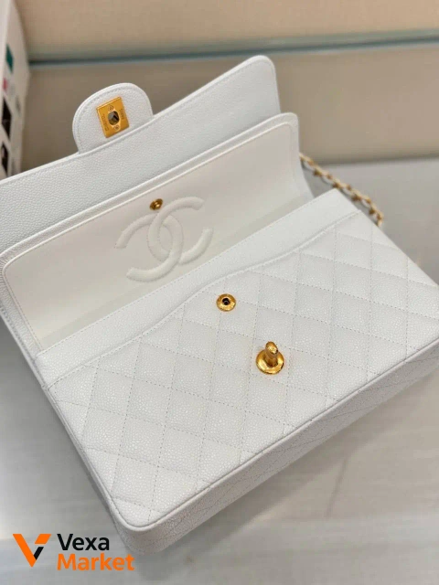 Сумка Chanel Classic Flap Caviar Medium біла