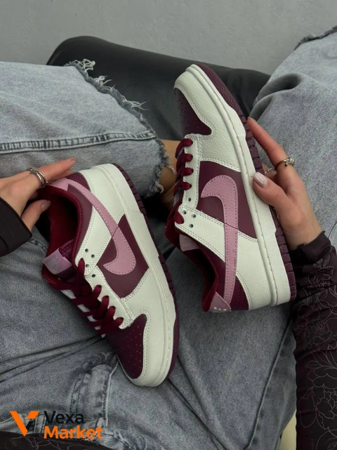 Nike Dunk Low Disrupt 2 Valentines Day шкіра