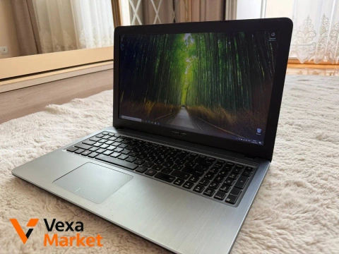 Ноутбук ASUS X540U / 8GB RAM / 256GB SSD / MX110 2GB / 15.6" / Intel Pentium 4415U