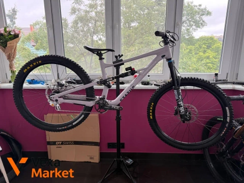Specialized Status 140 S3/M 2021 Enduro Bike