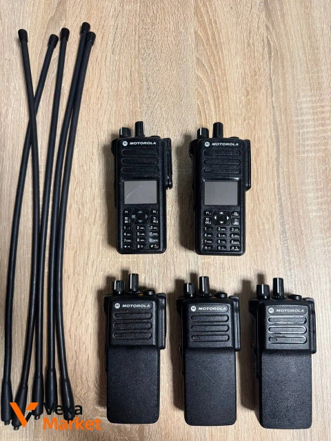 Радіостанції Motorola DP4400e VHF та DP4800 UHF