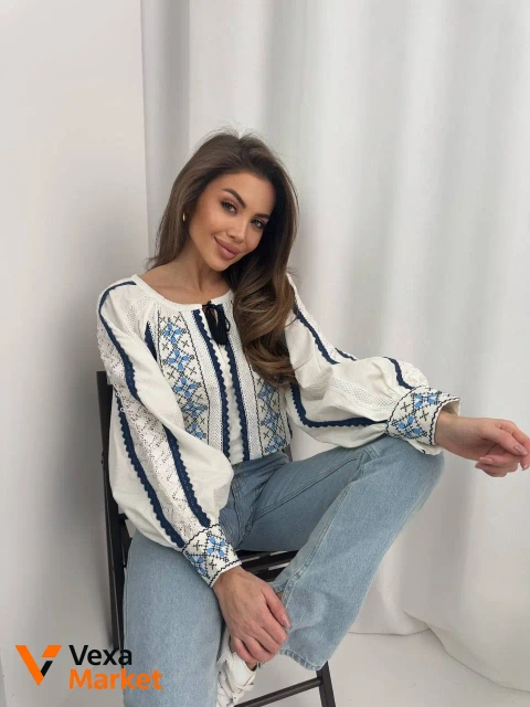 Вишиванка жіноча біла з вишивкою розміри S, M, L