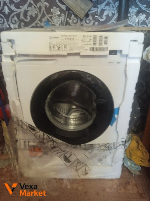 Стиральная машинка Indesit OMTWSE 61051WK, 6 кг, новая
