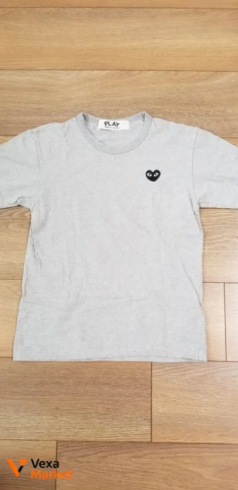 PLAY COMME des GARCONS T-shirt M