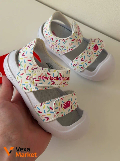 Дитячі босоніжки New Balance