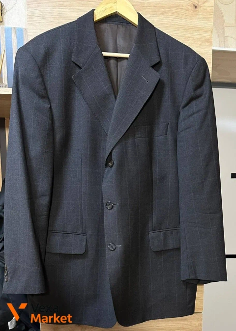 Burberry Suit M-L