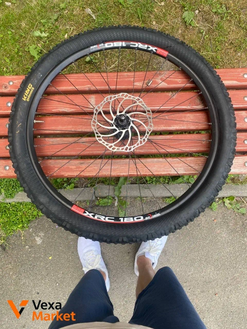 Обод XRC 180 DT Swiss, ротор Magura 180mm, покрышка Continental Trail King
