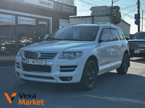 Volkswagen Touareg 2008 Білий, Газ/Бензин 3.6 л.
