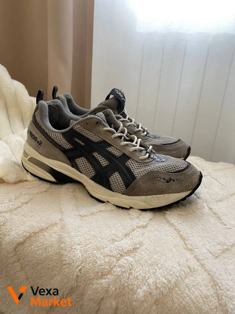 Оригінальні кросівки Asics Gel 1090v2 сірі 26 см