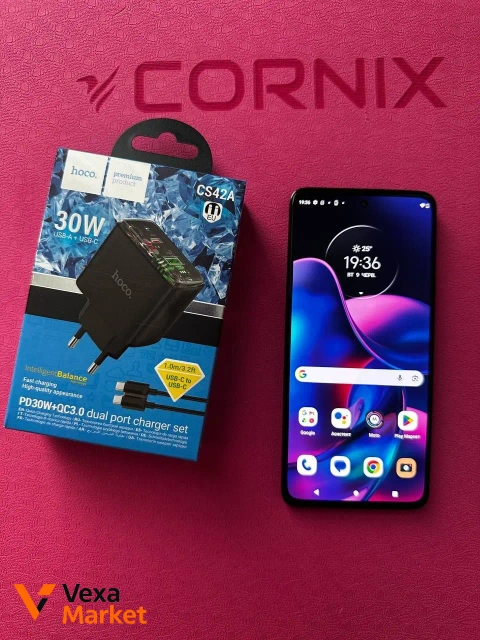 Motorola Edge (2022) XT2205-1 8/128GB 6.6" OLED 144Hz 50MP NFC АКБ 5000mAh
