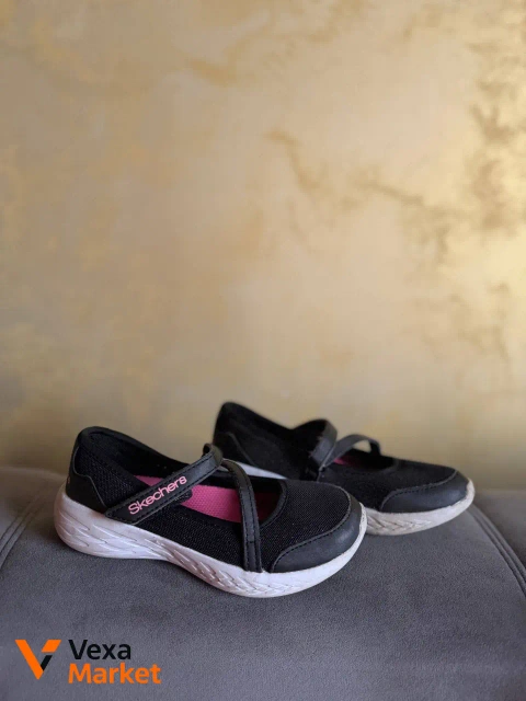 Кросівки Skechers чорні