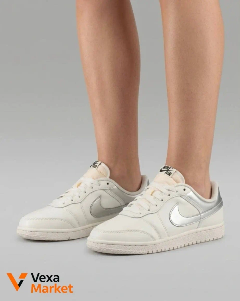 Жіночі кросівки Air Jordan Skyline Low