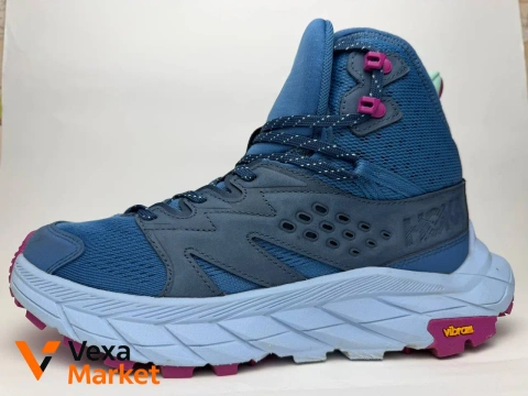 Hoka Anacapa Breeze