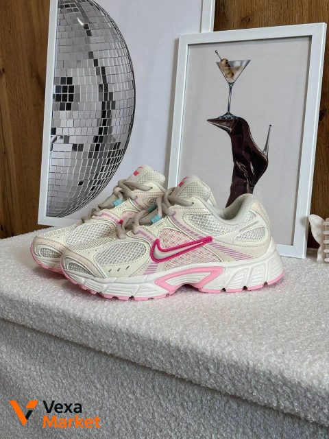 Nike V5 RNR Pastel Beige Pink