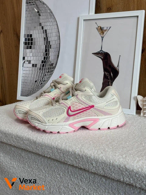 Nike V5 RNR Pastel Beige Pink