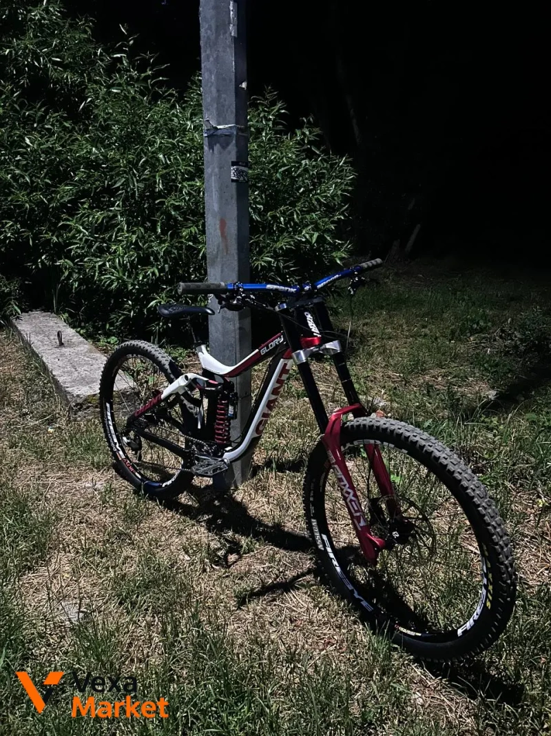 Giant Glory 2016 AL M 27.5" Downhill Bike — фото 2