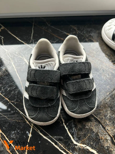 Дитячі кросівки Adidas Gazelle чорні