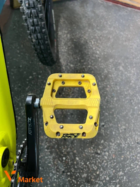 Педалі Race Face Chester жовті