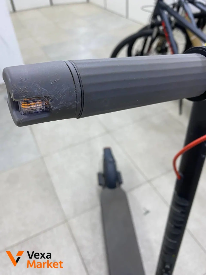 Xiaomi Mi Electric Scooter 4 Pro Gen2 — фото 2
