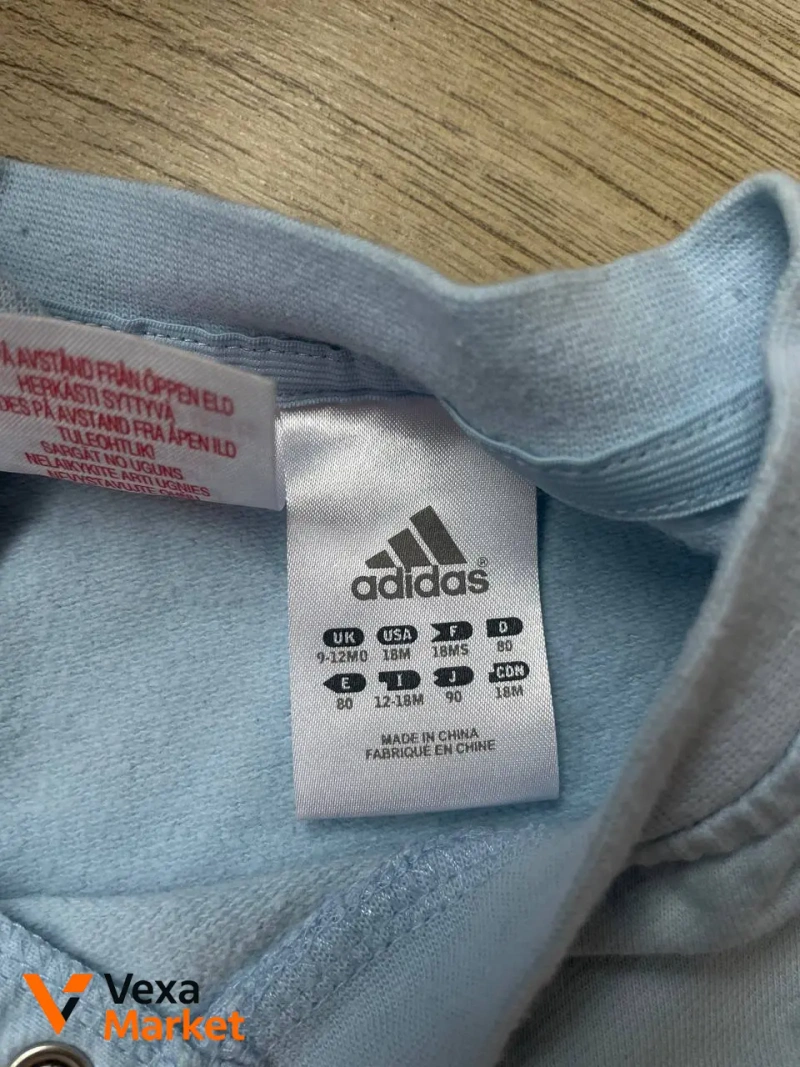Комплект для хлопчика: кофта Adidas та чорні джинси, розмір 92 — фото 3