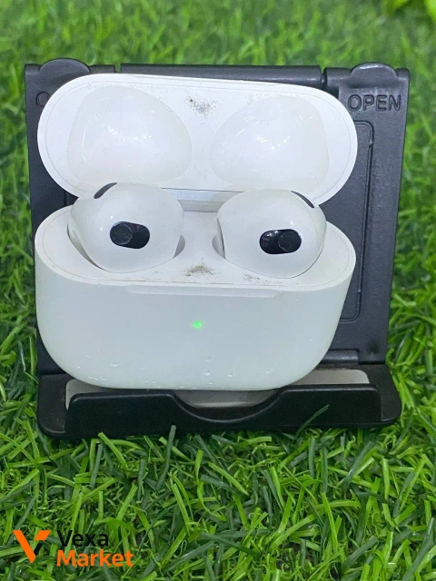 Apple AirPods 3