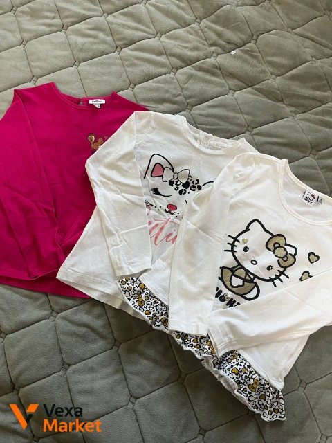 Набір дитячих футболок Hello Kitty розмір 98-104