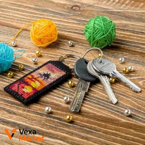 Набір для вишивки нитками на штучній шкірі «Брелок»