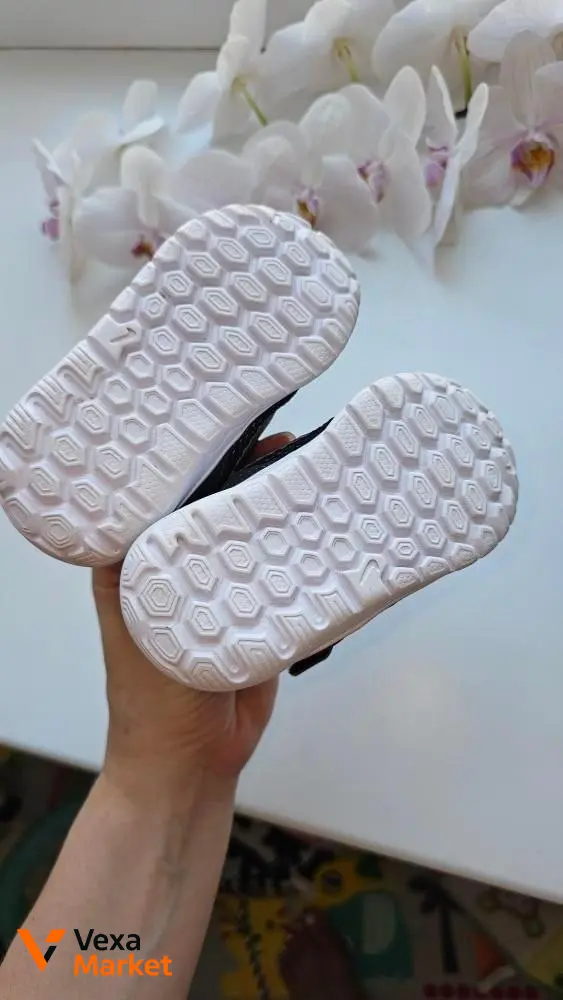 Nike детские кроссовки, состояние новых, на ножку 11 см — фото 3