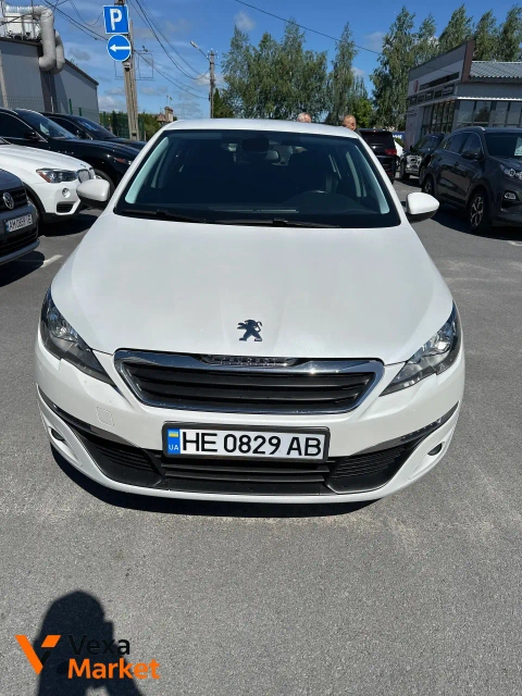 Peugeot 308 2015 1.6 Бензин Автомат Білий